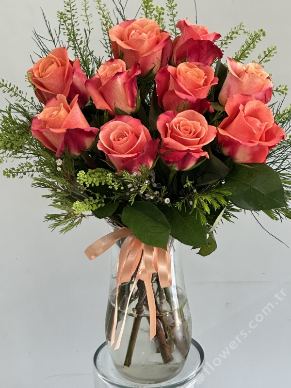 10 Coral Color Rose In Vase