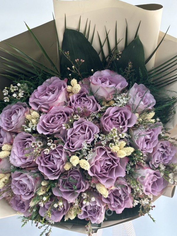 20 Lilac Rose Bouquet