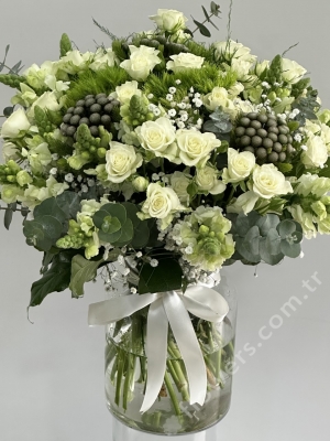 White Spray Rose Arrangement In Vase