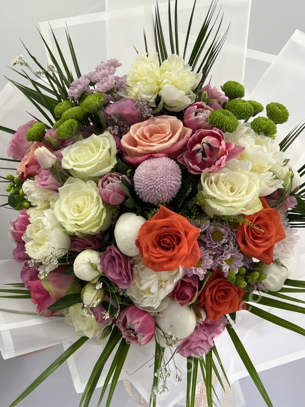 Luxury White Peony & Rose Bouquet